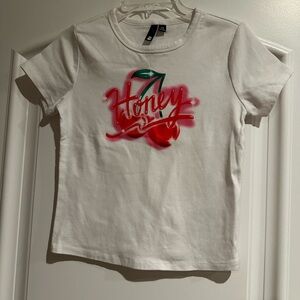 Garage White Baby T-shirt Airbrushed Look Cherry and Honey Design Size Small